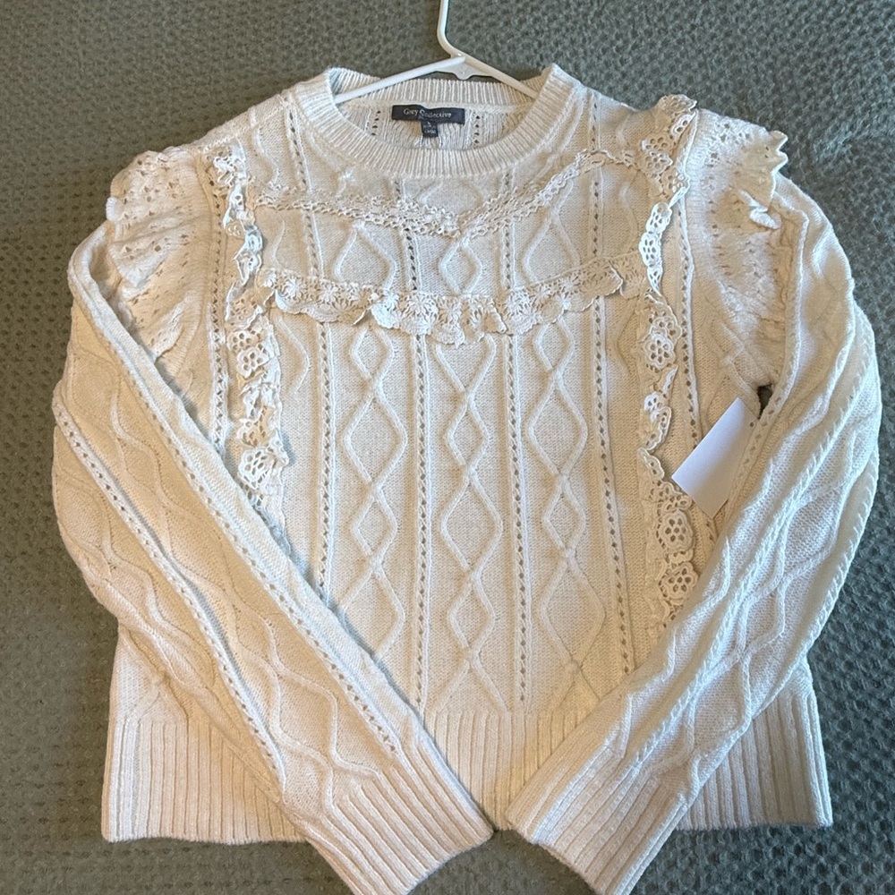 Cream Cable Knit Blouse with Crew Neck
